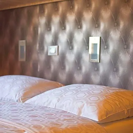 Bit Center Hotel