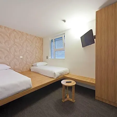 Hotel Bit Center 2*